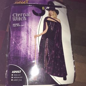 Adult witch Halloween 🎃 costume